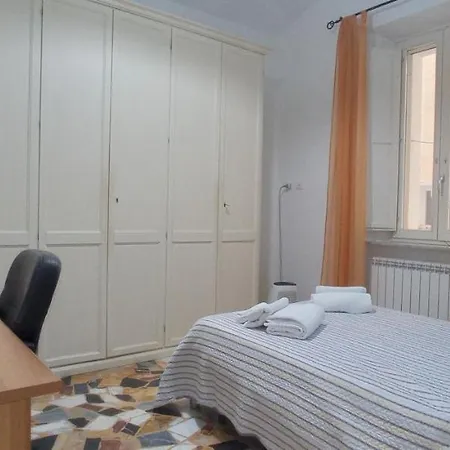 Cavour 130 *